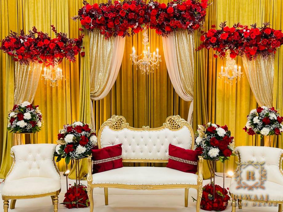 Gold & red stage